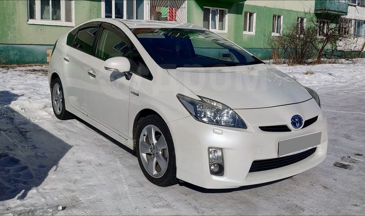  Toyota Prius 2011 , 725000 , 