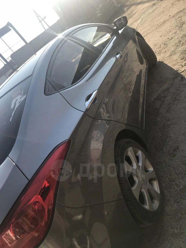  Hyundai Avante 2011 , 670000 , 