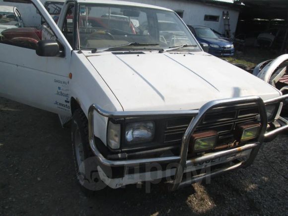  Nissan Datsun 1989 , 100000 , 