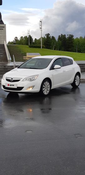  Opel Astra 2012 , 660000 , 