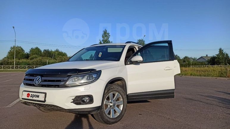 SUV   Volkswagen Tiguan 2013 , 970000 , 