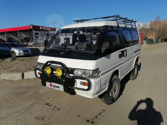    Mitsubishi Delica 1993 , 250000 , 