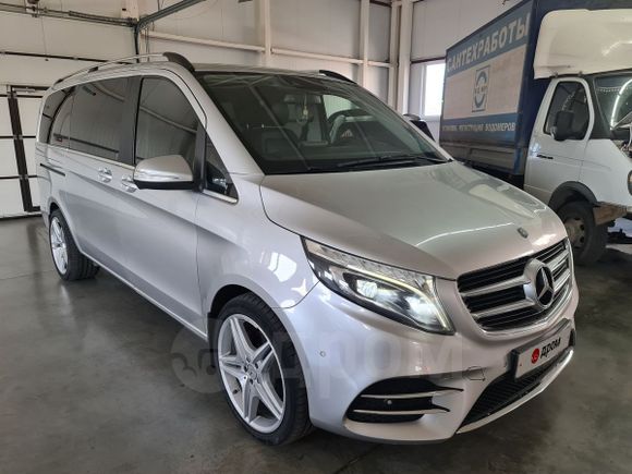    Mercedes-Benz V-Class 2014 , 2875000 , 