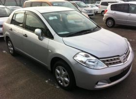  Nissan Tiida Latio 2010 , 378000 , 