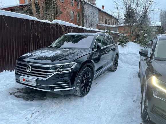 SUV   Volkswagen Touareg 2020 , 5250000 , 