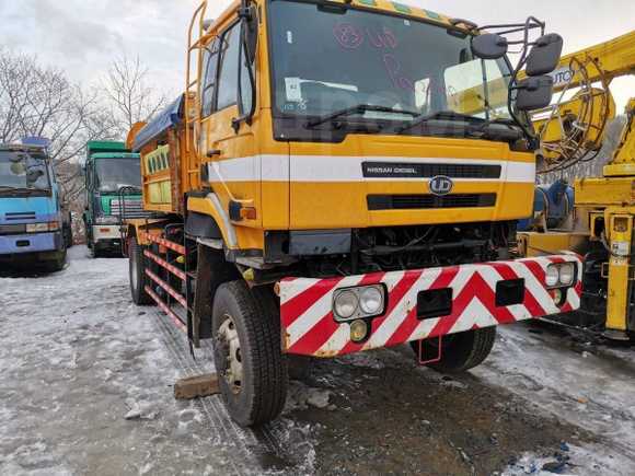   Nissan Diesel Condor 2001 , 1550000 , 