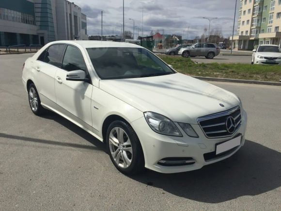  Mercedes-Benz E-Class 2010 , 990000 , -