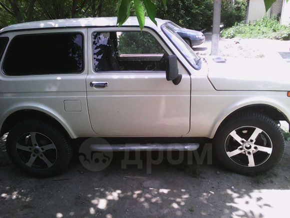 SUV    4x4 2131  1995 , 120000 , 