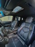 SUV   Porsche Cayenne 2012 , 3100000 , 