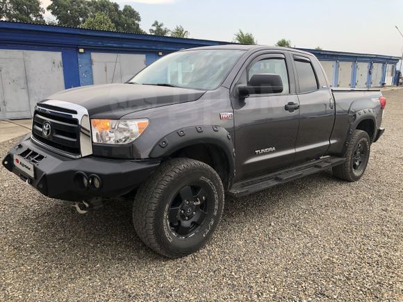  Toyota Tundra 2011 , 2500000 , --