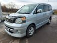    Toyota Voxy 2002 , 580000 , 