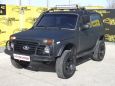 SUV    4x4 2121  2011 , 235000 , 