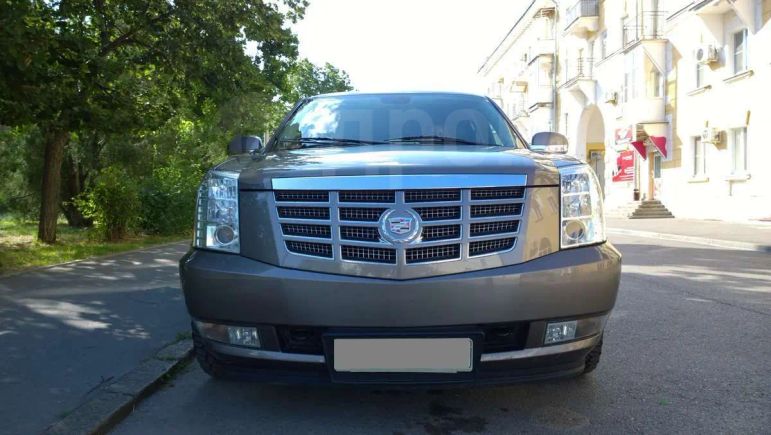 SUV   Cadillac Escalade 2011 , 2200000 , 