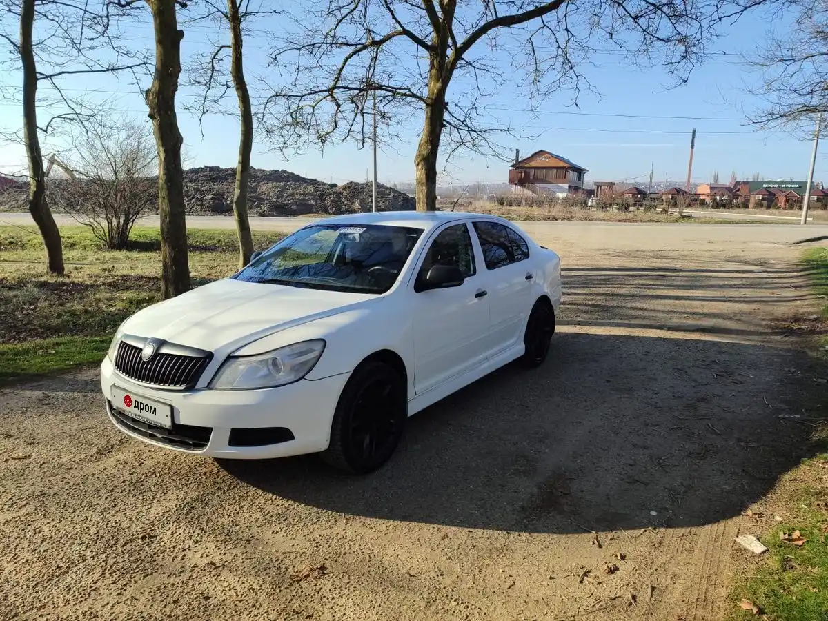 Skoda Octavia 2013 г. в Темрюке, Двигатель работает норм, коробка без  нареканий не хрустит и не выбивает, меняю на более дорогую, на равноценную,  на более дешевую