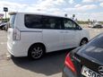    Toyota Voxy 2010 , 1200000 , 