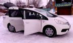  Honda Fit Shuttle 2014 , 900000 , 