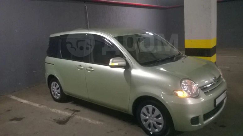    Toyota Sienta 2010 , 460000 , 