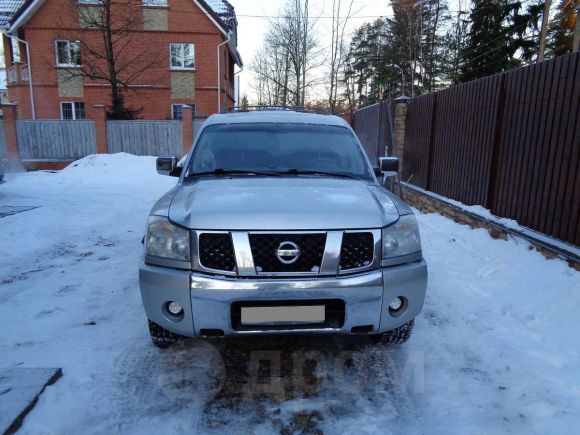 SUV   Nissan Armada 2004 , 650000 , -