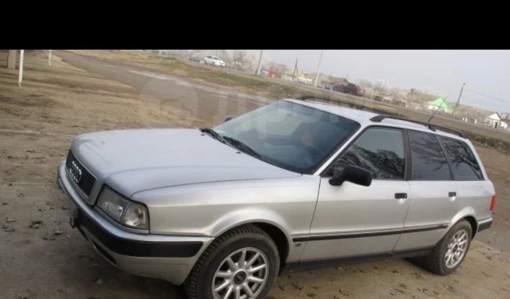  Audi 80 1995 , 210000 , 