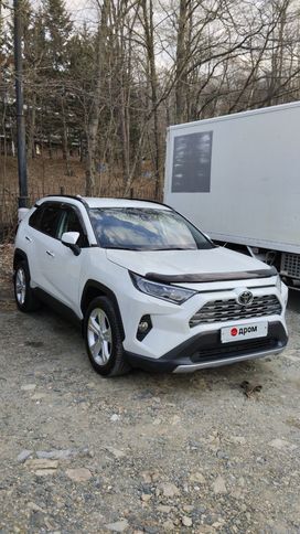 SUV   Toyota RAV4 2021 , 4500000 , 