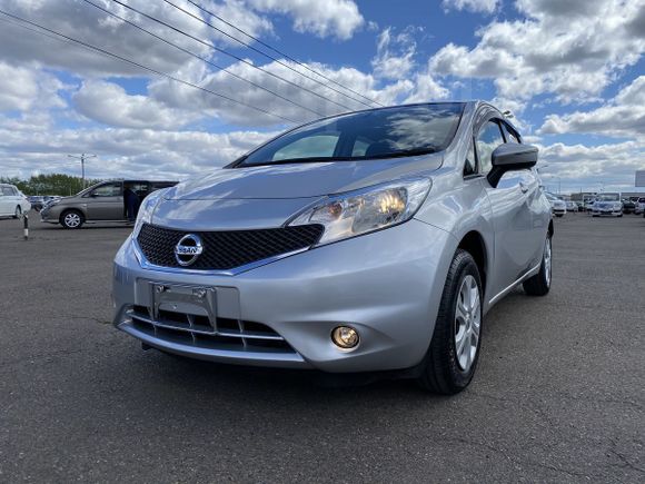  Nissan Note 2015 , 497000 , 