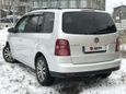    Volkswagen Touran 2010 , 605000 , 