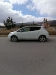  Nissan Leaf 2011 , 300000 , 