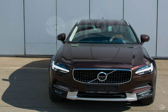  Volvo V90 2017 , 4390000 , 