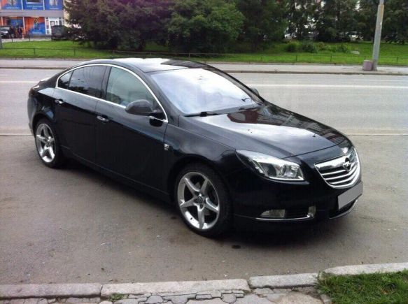  Opel Insignia 2010 , 585000 , 