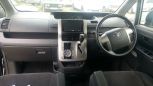    Toyota Noah 2010 , 855000 , 