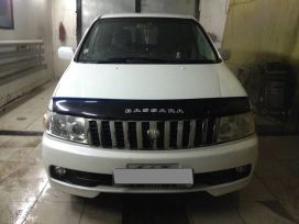    Nissan Bassara 1999 , 260000 , 