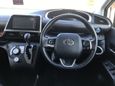    Toyota Sienta 2015 , 920000 , 