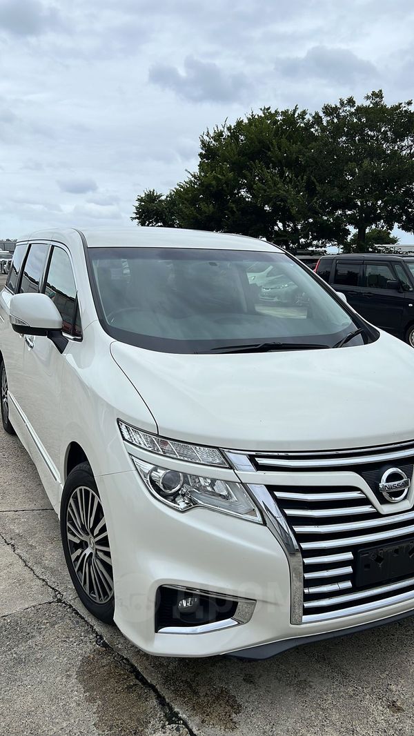    Nissan Elgrand 2018 , 2380000 , 