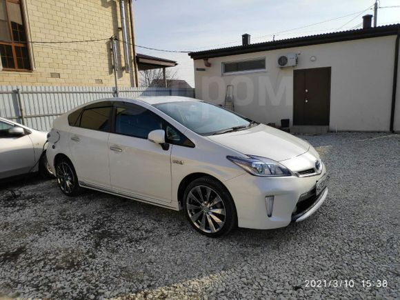  Toyota Prius PHV 2014 , 1250000 , 