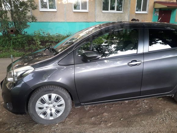  Toyota Vitz 2012 , 470000 , 