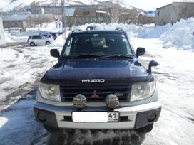 SUV   Mitsubishi Pajero iO 2000 , 365000 , -