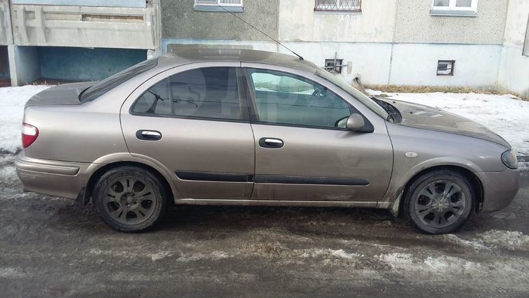  Nissan Almera 2005 , 210000 , 