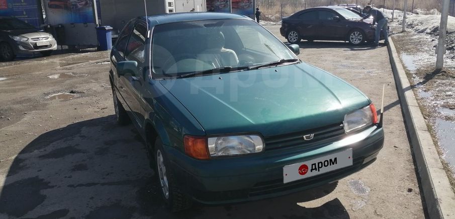  3  Toyota Corolla II 1995 , 170000 , 