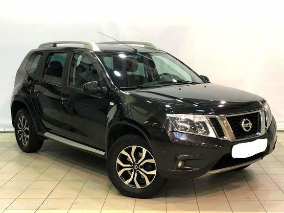 SUV   Nissan Terrano 2015 , 900000 , 