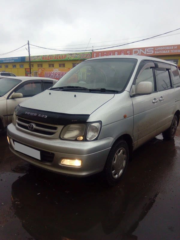    Toyota Town Ace Noah 2001 , 370000 , -