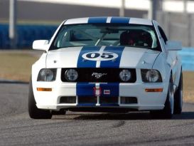 Ford Mustang 2004 , 1020500 , 