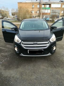 SUV   Ford Kuga 2017 , 1300000 , 