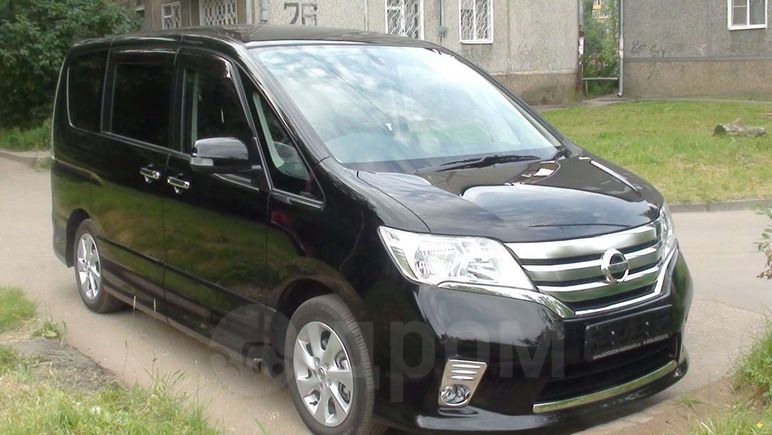    Nissan Serena 2011 , 920000 , 