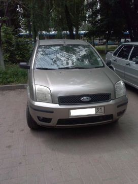  Ford Fusion 2002 , 290000 , 