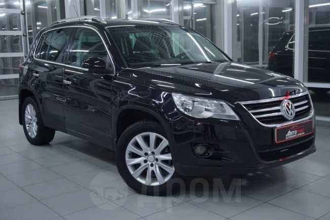 SUV   Volkswagen Tiguan 2009 , 700000 , 