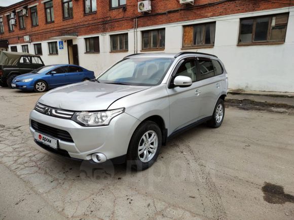 SUV   Mitsubishi Outlander 2013 , 1400000 , 