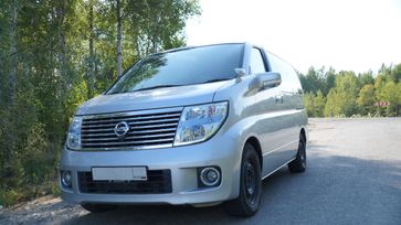    Nissan Elgrand 2010 , 1050000 , 