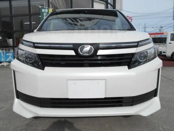    Toyota Voxy 2016 , 1150000 , 