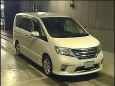    Nissan Serena 2011 , 745000 , 