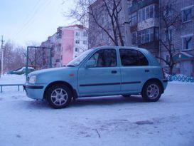 Nissan March 2000 , 120000 , 